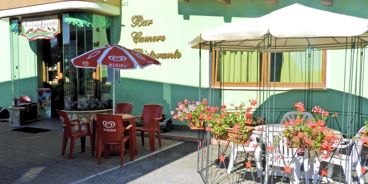 La Locanda Del Lago Lucciola Villalago Buitenkant foto